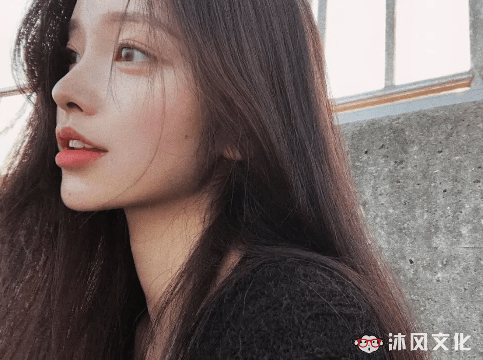 图片[2]-女友感十足！韩国脸赞正妹《金娜熙》侧脸超美仙气逼人！-沐风文化