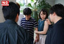 SSIS-527 有异性没人性!眼睁睁看女友被8+9下药群攻…以为无能为力身体却起反应-沐风文化